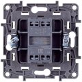 672249-legrand-3