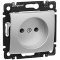 694341-legrand-2