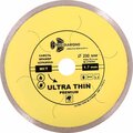 utw506-trio-diamond
